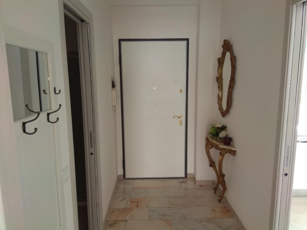 Da Cipollina In Pieno Centro Apartman San Remo Kültér fotó