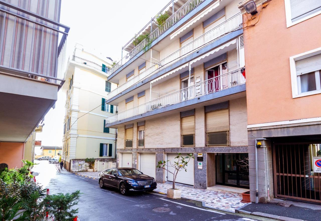 Da Cipollina In Pieno Centro Apartman San Remo Kültér fotó